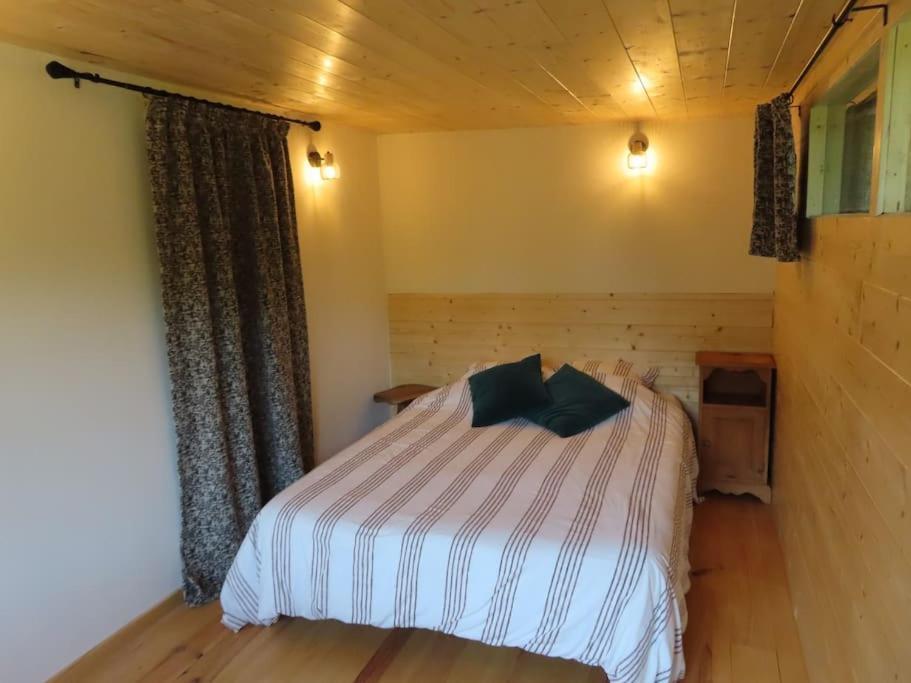 Cosy Cabane Montbrun-Bocage Exterior photo